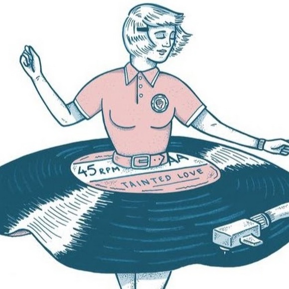 Meet your Posher, Emily - Picture 1 of 1